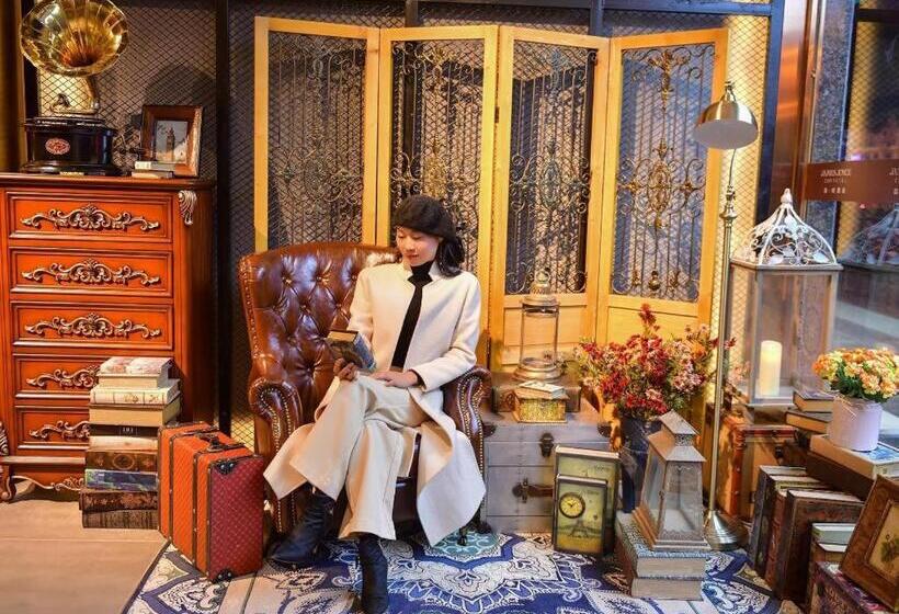 Hotel James Joyce Coffetel Guilin Railway Station Xiangbi Mountain Liangjiang Sihu Wharf