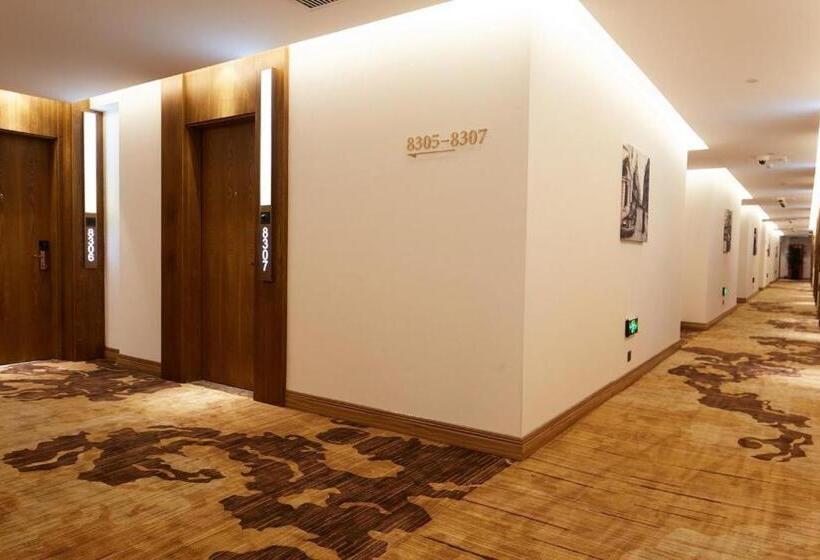 Hotel James Joyce Coffetel·shanghai Zhuanqiao Wanda Plaza