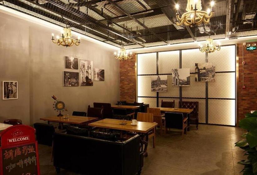 Hotel James Joyce Coffetel·shanghai Zhuanqiao Wanda Plaza