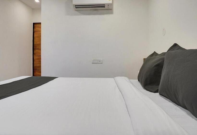 هتل Oyo R P Hospitality