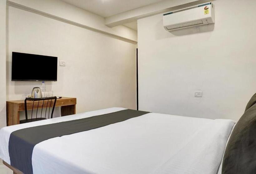 هتل Oyo R P Hospitality