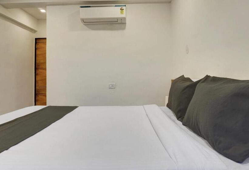 هتل Oyo R P Hospitality