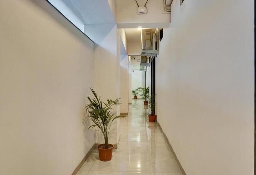 هتل Oyo R P Hospitality