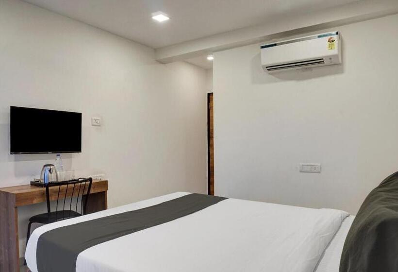 هتل Oyo R P Hospitality