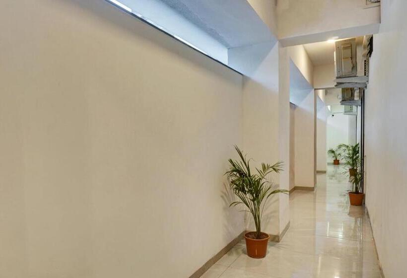 هتل Oyo R P Hospitality