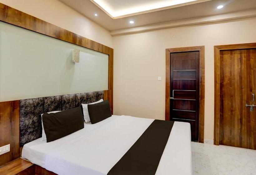 هتل Oyo Ruby House