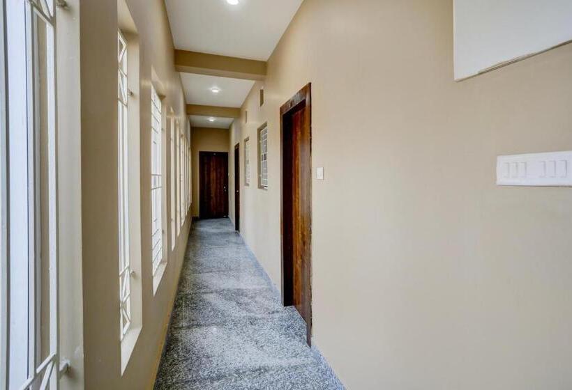 هتل Oyo Ruby House