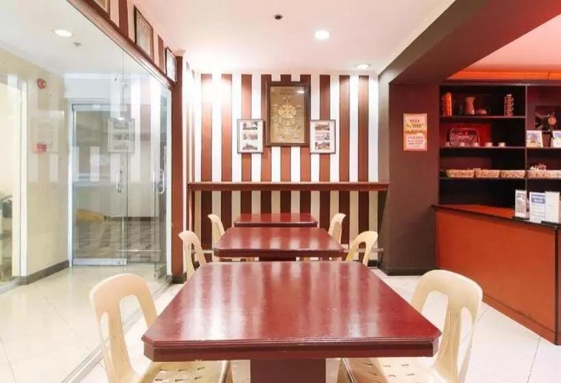 هتل Reddoorz Plus @ Project 6 Quezon City