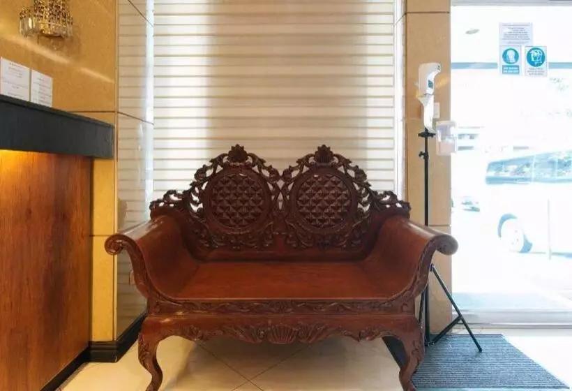 هتل Reddoorz Plus @ Project 6 Quezon City