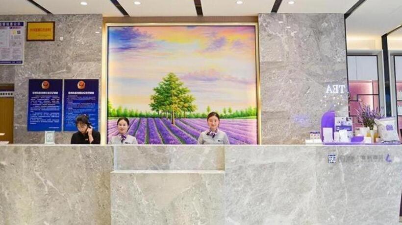 Lavande Hotels·xuzhou New District Meidi Square