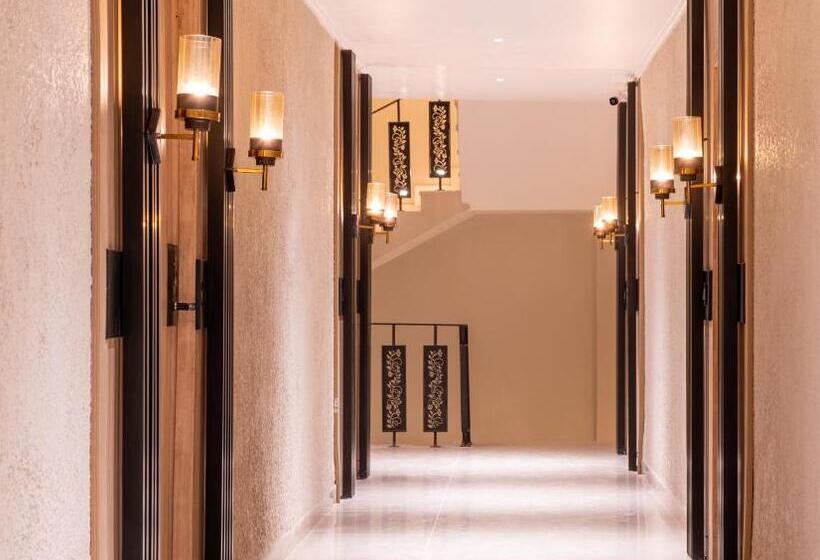 Alpine Hotel And Villas