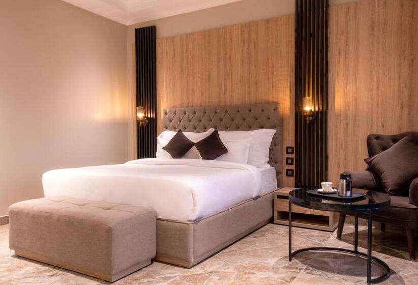 Alpine Hotel And Villas