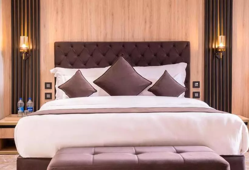 Alpine Hotel And Villas