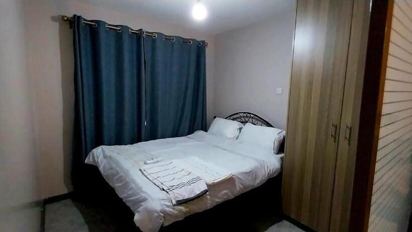 تختخواب و صبحانه The_alpines