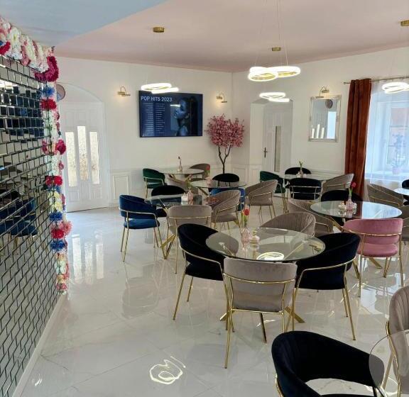 Boutique Hotel Pošta Rl