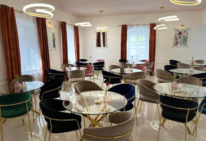 Boutique Hotel Pošta Rl