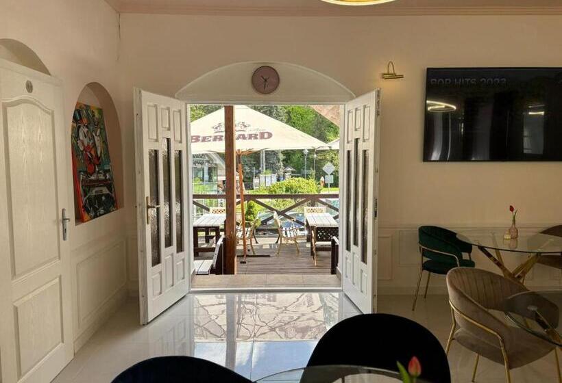 Boutique Hotel Pošta Rl