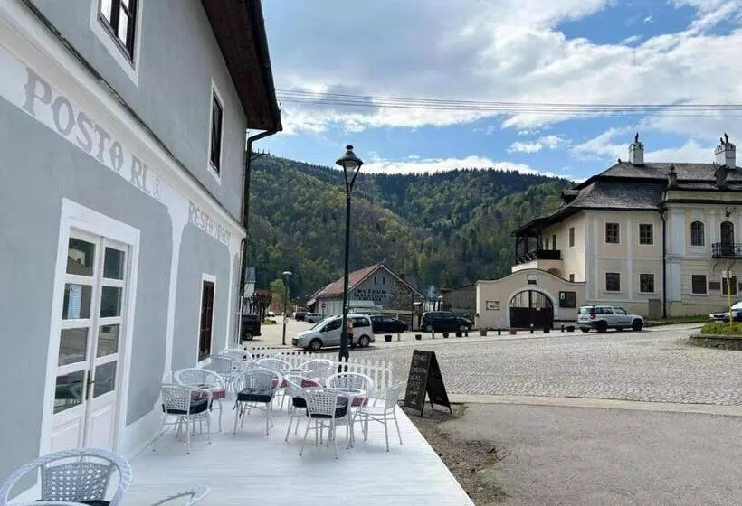 Boutique Hotel Pošta Rl