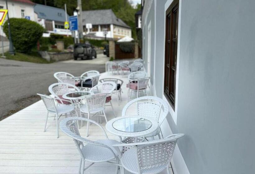 Boutique Hotel Pošta Rl