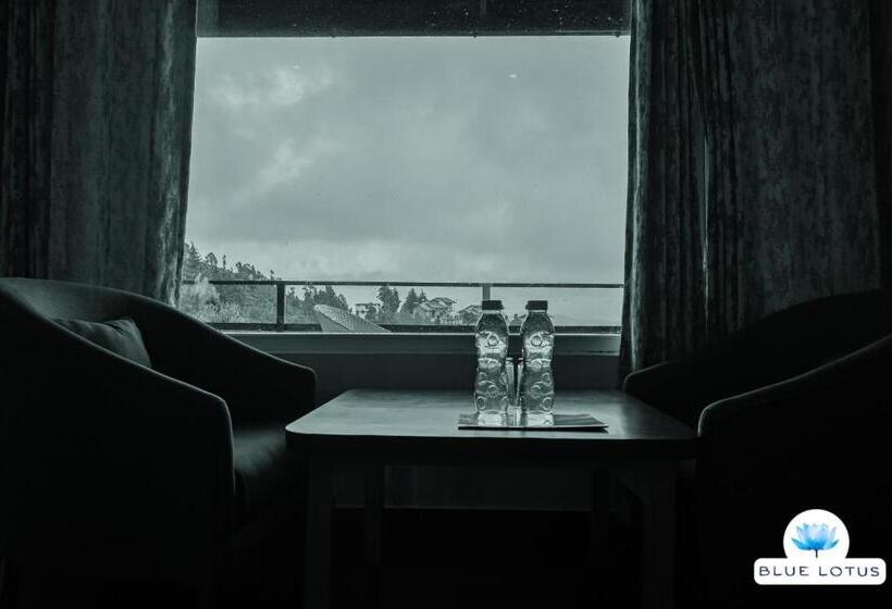 בית מלון כפרי Blue Lotus Resort