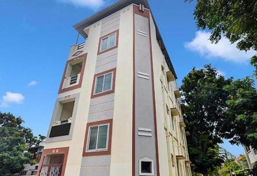 Hotel Fabexpress Clover Castle   Nr Coimbatore International Airport