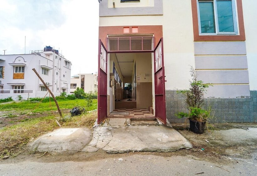 Hotel Fabexpress Clover Castle   Nr Coimbatore International Airport