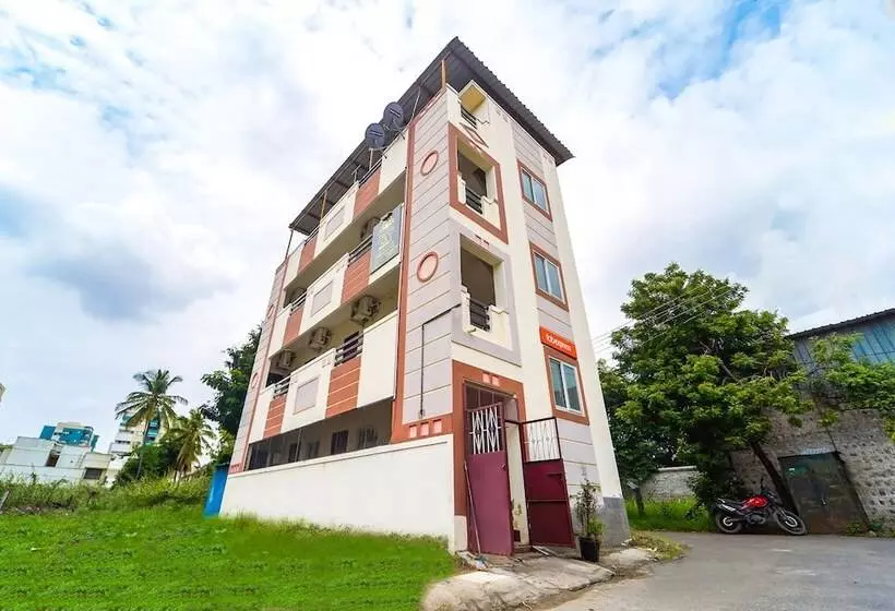 Hotelli Fabexpress Clover Castle   Nr Coimbatore International Airport