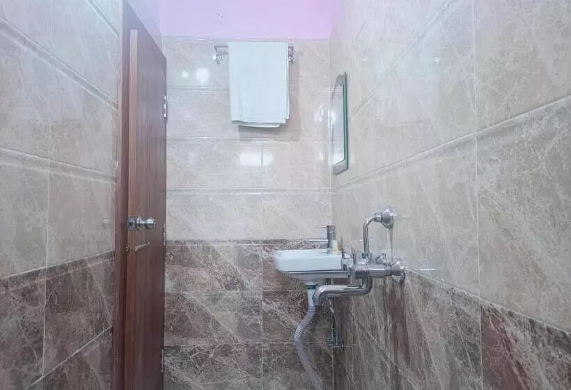 Hotelli Pushpa Anjali By Wb Inn
