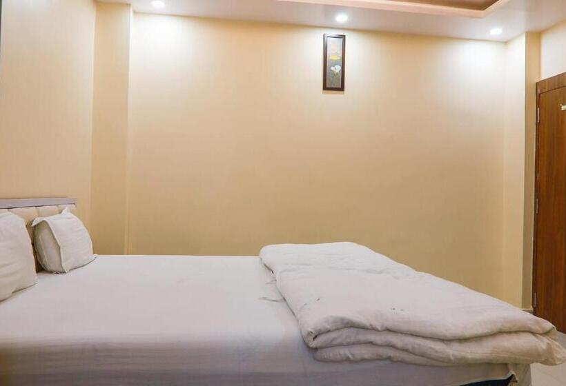 ホテル Pushpa Anjali By Wb Inn