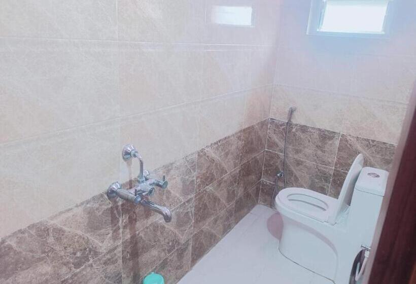 ホテル Pushpa Anjali By Wb Inn