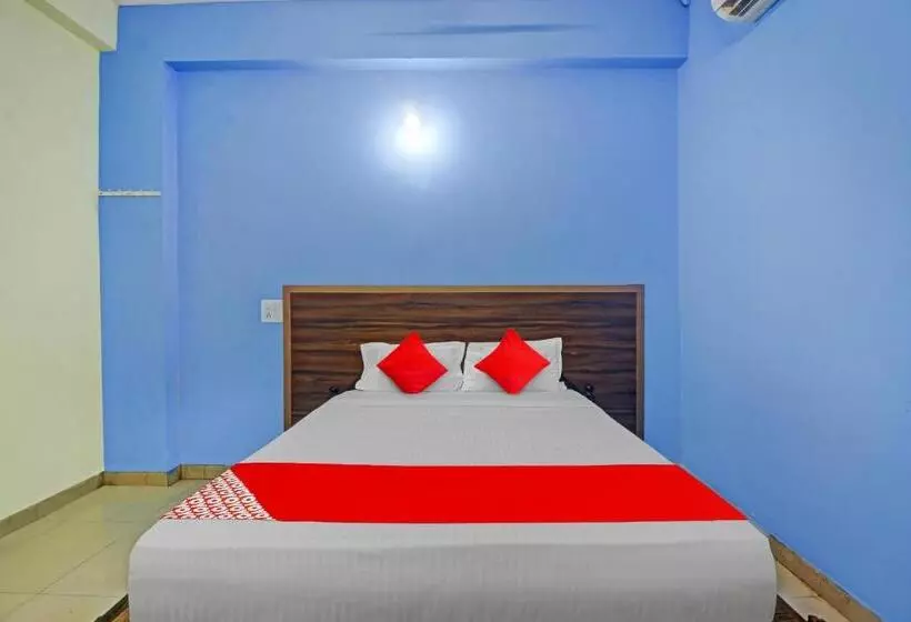 ホテル O Satya Inn