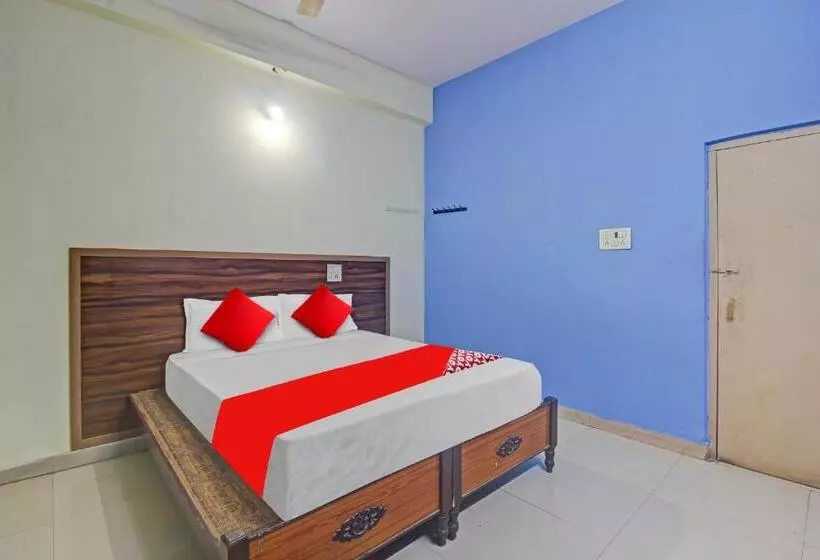 ホテル O Satya Inn