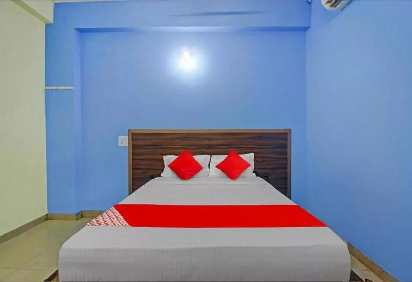 ホテル O Satya Inn