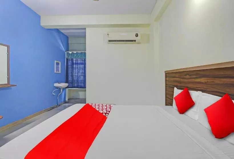 ホテル O Satya Inn