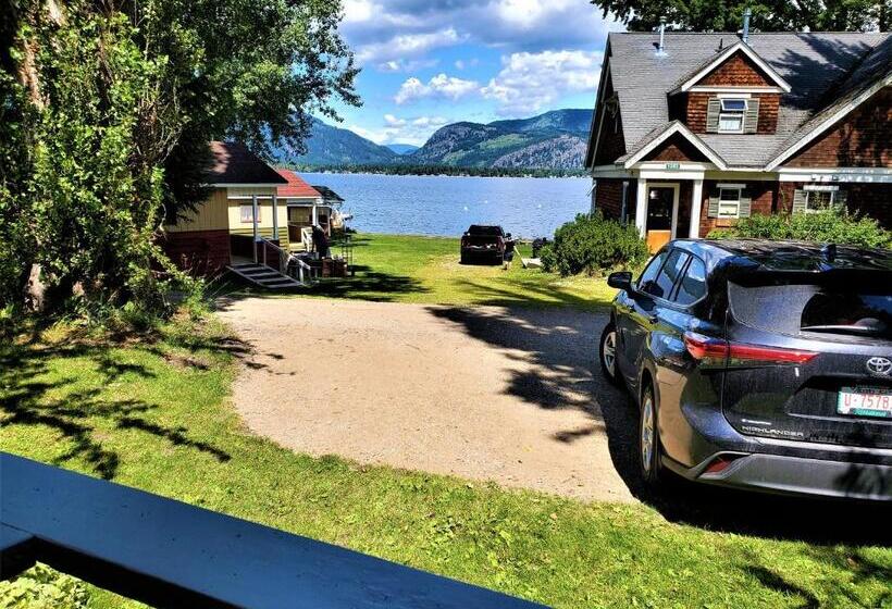 Maples Resort Shuswap