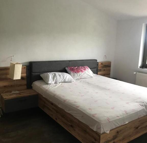 بنسيون N.a.d Resort Complex Srl