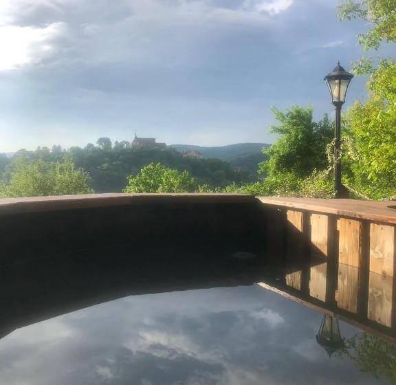 بنسيون N.a.d Resort Complex Srl