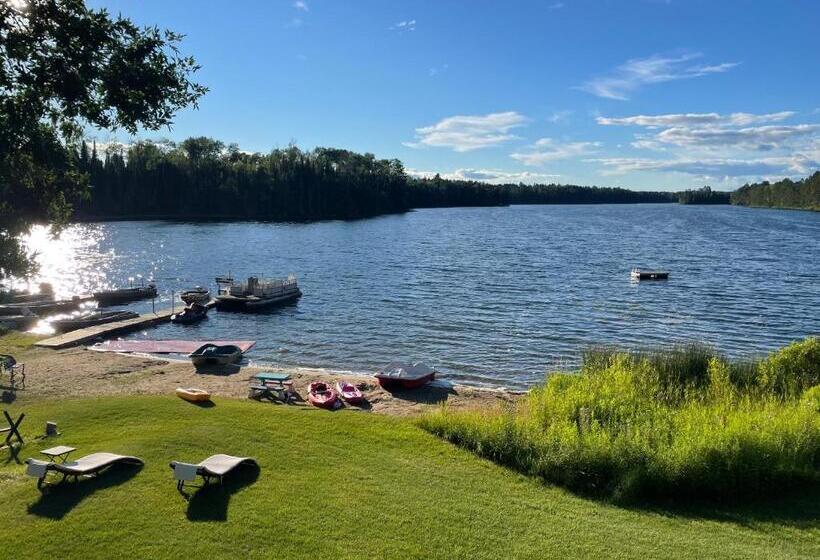 Sure Game Wilderness Resort