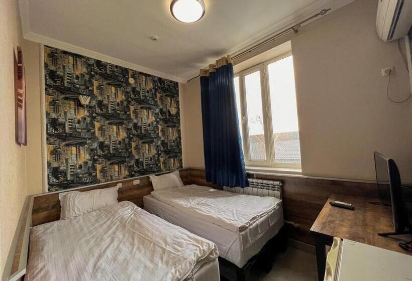 هتل комплекс гостиниц Athletic