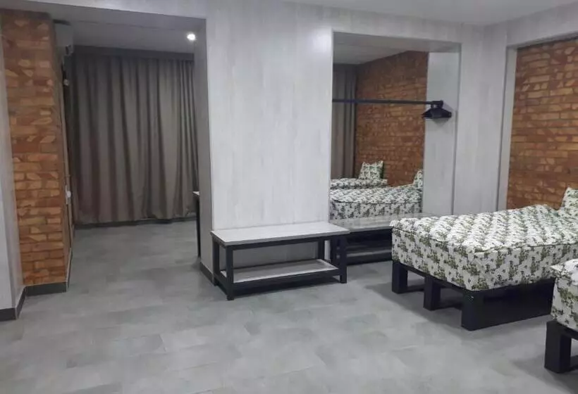 هتل комплекс гостиниц Athletic