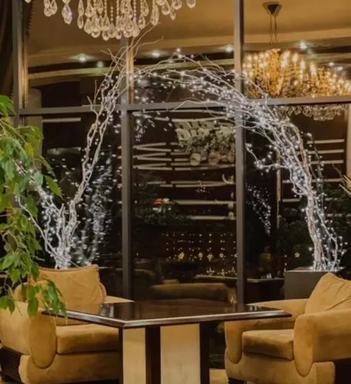 هتل комплекс гостиниц Athletic