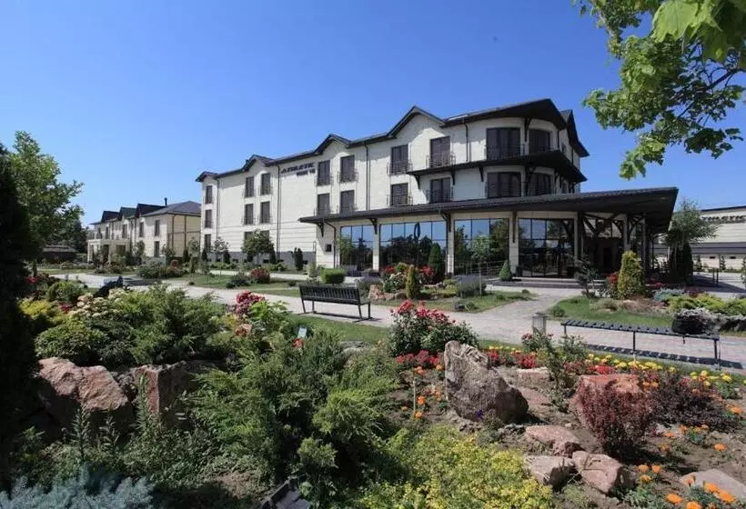 هتل комплекс гостиниц Athletic