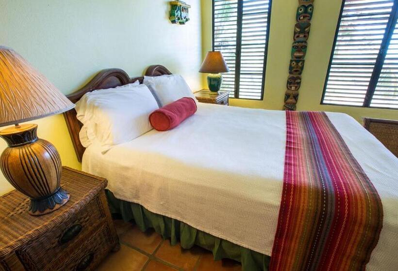 هتل Hacienda Tamarindo