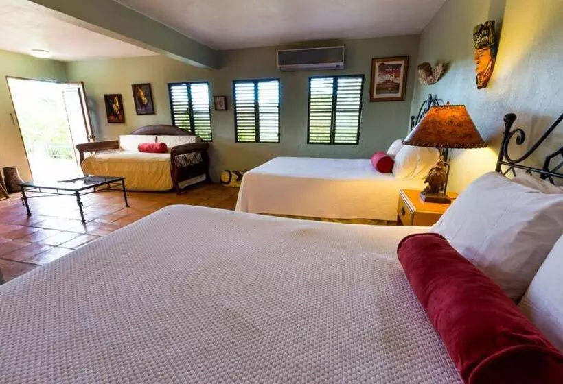 هتل Hacienda Tamarindo