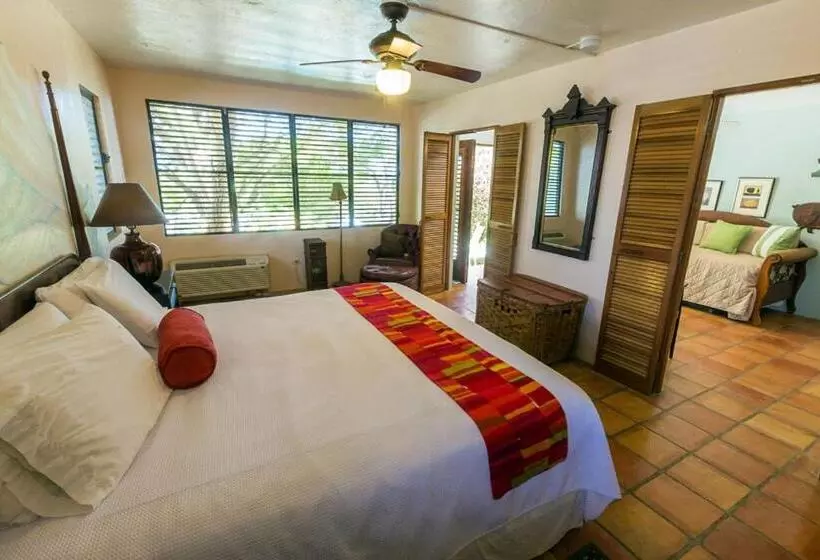 هتل Hacienda Tamarindo