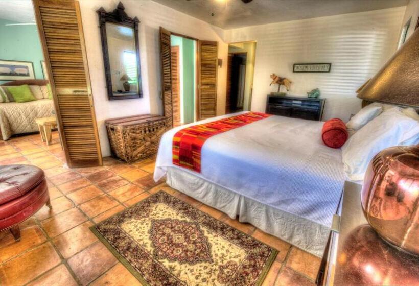 هتل Hacienda Tamarindo