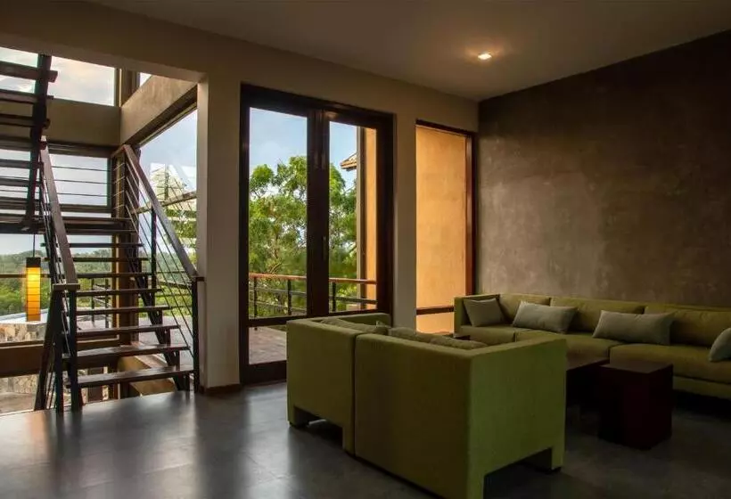 Hotelli Rock Wild Yala