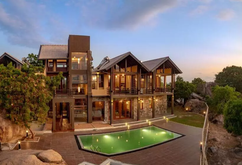 Hotelli Rock Wild Yala