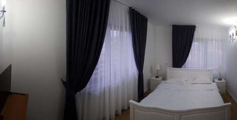 پانسیون Bucovina De Poveste