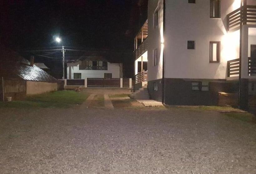 پانسیون Bucovina De Poveste